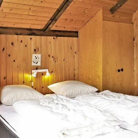 Σπίτι διακοπών Three-bedroom In 8 *