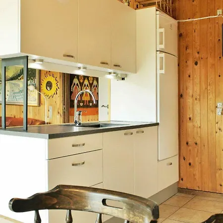 Three-bedroom In 8 Holiday home *